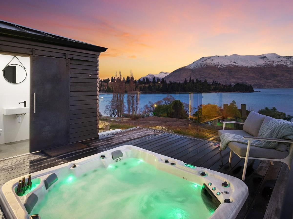 Lakeside Luxury On Suburb Street Queenstown Exterior foto