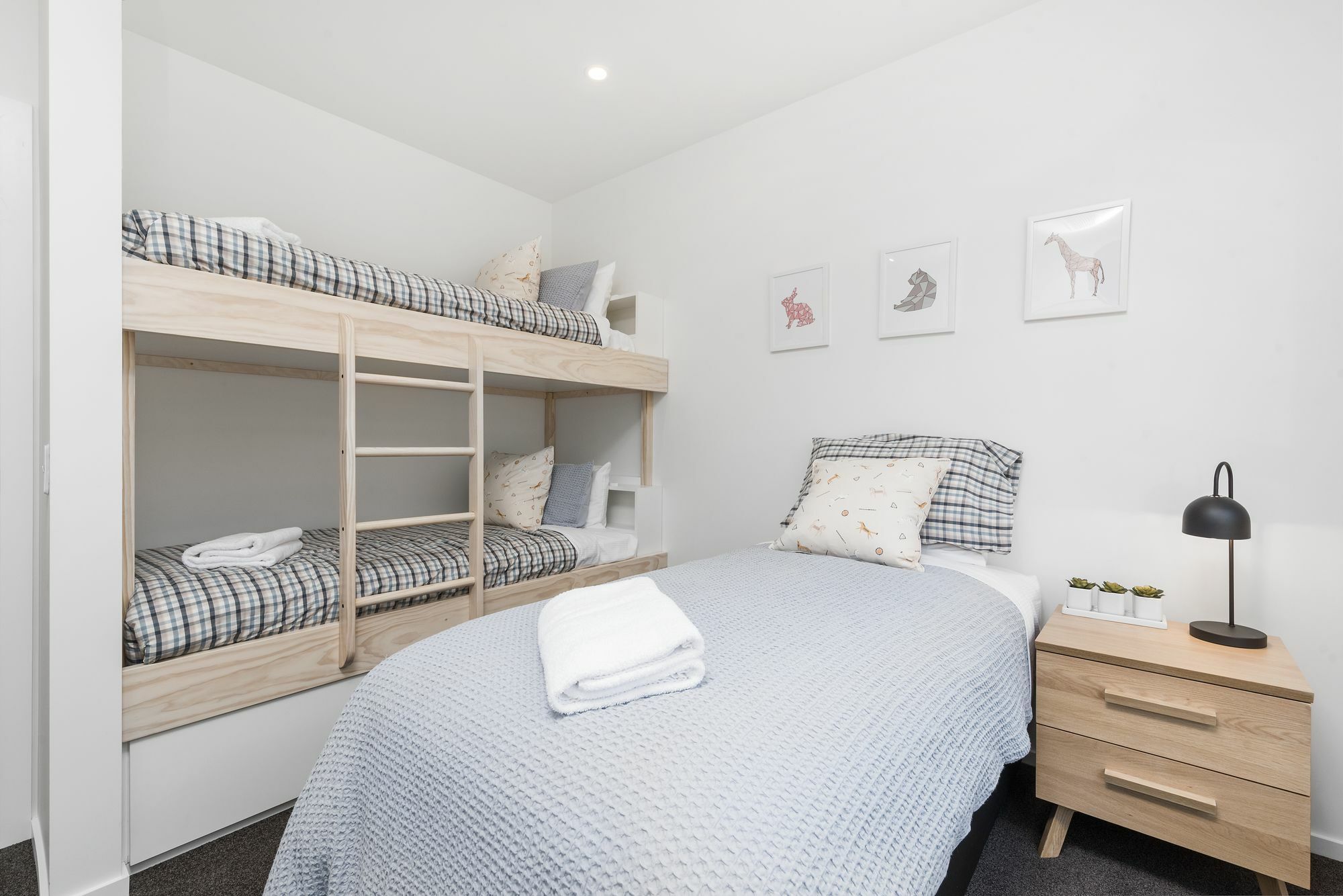 Lakeside Luxury On Suburb Street Queenstown Exterior foto